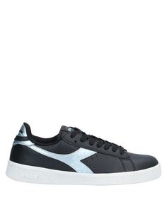 Низкие кеды и кроссовки Diadora