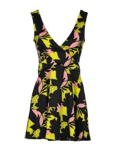 Короткое платье Guess