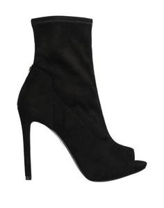 Полусапоги и высокие ботинки Guess