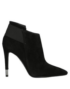 Полусапоги и высокие ботинки Guess