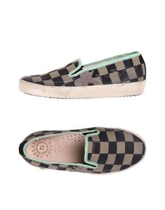 Низкие кеды и кроссовки Golden Goose Deluxe Brand