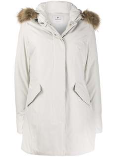 Woolrich пуховик с меховой оторочкой на капюшоне