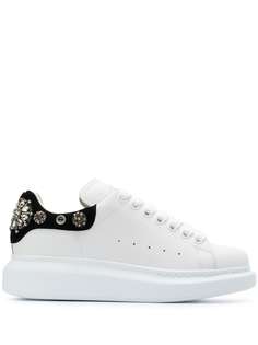 Alexander McQueen кроссовки с аппликацией