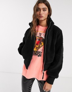 Черная флисовая куртка на молнии Bershka