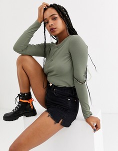 Лонгслив цвета хаки в рубчик Bershka