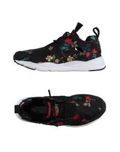 Низкие кеды и кроссовки Reebok