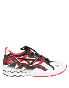 Низкие кеды и кроссовки Mizuno