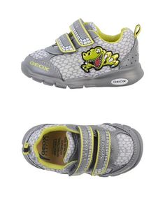 Низкие кеды и кроссовки Geox