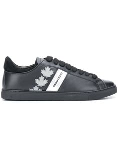 Dsquared2 кроссовки с нашивками