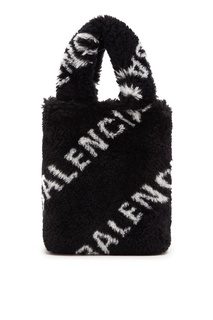 Меховая сумка-ведро с логотипами Balenciaga
