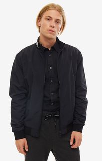 Куртка мужская Calvin Klein Jeans J30J3.12766.0990 черная/белая M