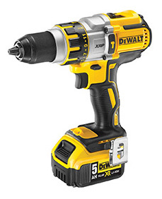 Аккумуляторная дрель-шуруповерт DeWalt DCD 937P2-QW