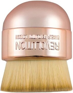 Кисть для макияжа Makeup Revolution Oval Kabuki Brush