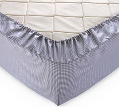 Простыня на резинке из перкали "Текстура 14" (серая) 90х200х25