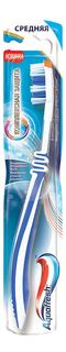Зубная щетка Aquafresh 3-Way Head средняя