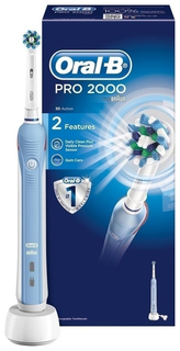 Зубная щетка Braun Oral-B Pro 2000 D20 Cross Action