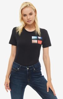 Футболка женская Calvin Klein Jeans 1767626 черная/разноцветная XS