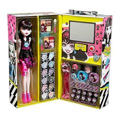 Игровой набор Monster High Набор косметики с куклой Дракулаура МН100000