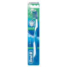 Зубная щетка Oral-B 3D White Свежесть 40 средняя