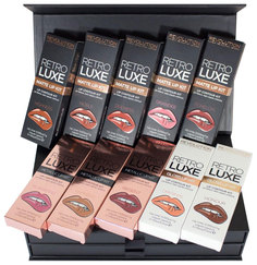 Набор для макияжа Makeup Revolution Retro Luxe Lip Vault