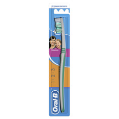 Зубная щетка Oral-B 3_Effect Classic 40 средняя 1 шт