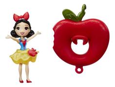 Маленькая кукла Disney Принцесса, плавающая на круге b8966 Hasbro