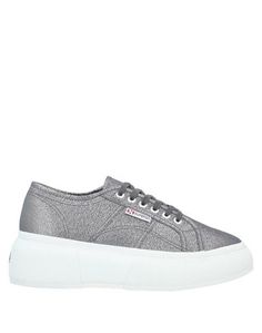 Низкие кеды и кроссовки Superga