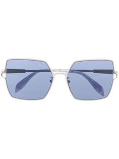 Alexander McQueen Eyewear солнцезащитные очки в квадратной оправе