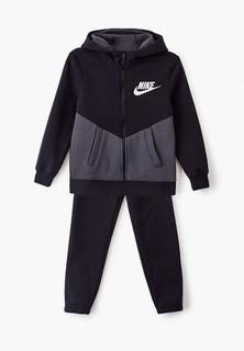 Костюм спортивный Nike