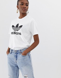 Белая oversize-футболка с логотипом-трилистником adidas Originals adicolor-Белый