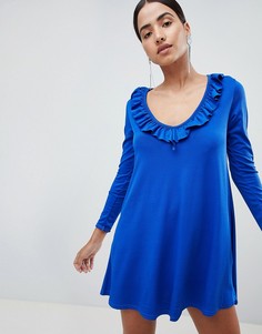 Платье мини с V-образным вырезом и оборкой Outrageous Fortune-Синий