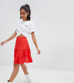 Мини-юбка с вышивкой ришелье ASOS DESIGN Petite-Красный