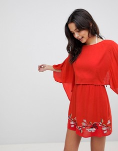 Пляжное платье с вышивкой и разрезом сзади ASOS DESIGN-Красный