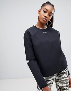 Черный лонгслив с разрезами на локтях Nike