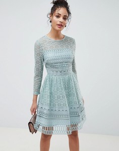 Кружевное приталенное платье мини с длинными рукавами ASOS DESIGN-Зеленый