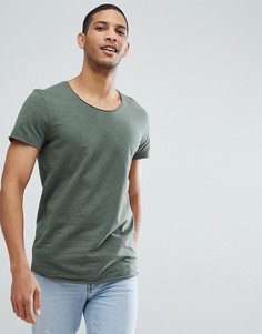 Светло-зеленая длинная футболка с овальным вырезом Jack & Jones Essentials-Зеленый