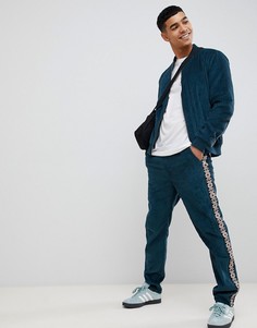 Комбинируемая сине-зеленая вельветовая куртка Харрингтон ASOS DESIGN-Зеленый