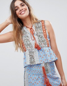 Топ с баской, завязками и принтом в стиле пэтчворк Glamorous-Синий