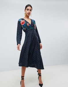 Жаккардовое платье миди с запахом и длинными рукавами ASOS DESIGN-Черный