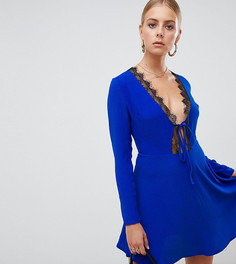 Короткое приталенное платье с кружевной отделкой Missguided-Синий