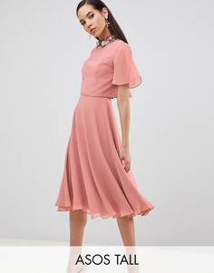 Платье миди с кроп-топом и 3D отделкой на воротнике ASOS DESIGN Tall-Розовый