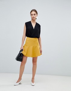 Короткая приталенная юбка с завышенной талией Unique 21-Желтый Unique21