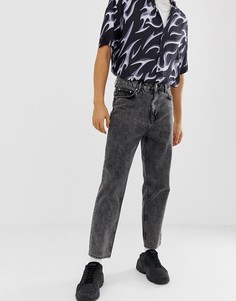 Черные джинсы с завышенной талией и эффектом кислотной стирки ASOS DESIGN-Черный