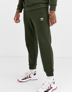 Джоггеры цвета хаки с вышитым логотипом adidas Originals-Зеленый