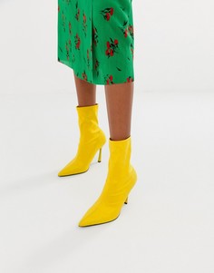 Полусапожки на каблуке с заостренным носком ASOS DESIGN Esme-Желтый