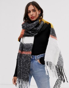 Пушистый oversize-шарф в клетку горчичного цвета ASOS DESIGN-Желтый
