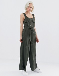 Комбинезон в стиле милитари на пуговицах ASOS DESIGN-Зеленый