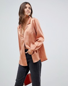 Атласная свободная рубашка с длинными рукавами ASOS DESIGN-Светло-коричневый