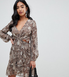 Платье мини с длинными рукавами и открытой спиной ASOS DESIGN Petite-Мульти