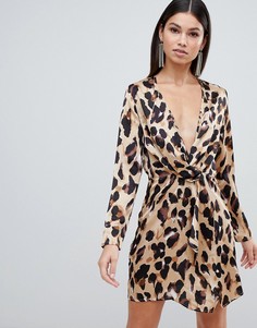 Платье с длинными рукавами, перекрученным дизайном и леопардовым принтом Club L-Мульти